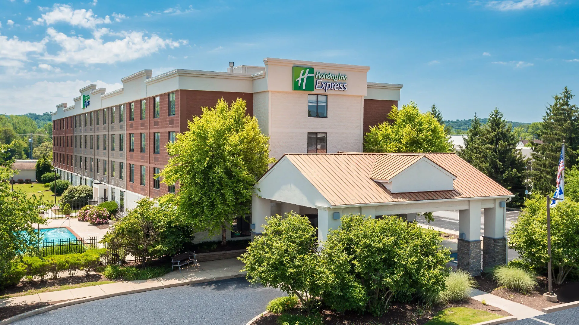 5 Top-Rated Holiday Inn Express Hotels in Philadelphia Metro